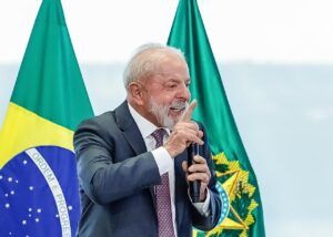 Presidente Lula chega a Maceió para inaugurações de moradias e ambulâncias; Veja os detalhes