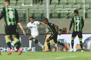 Clássico Mineiro: América e Atlético empatam em 1 a 1