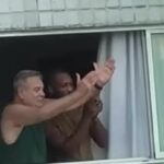 Cena Inusitada: Ronaldo Lessa Curte Show de Saulo da Varanda do Apartamento