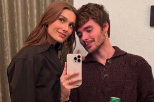 Cantor Famoso Agita Redes Com ‘Intimidade Aérea’ e ‘Caso João e Sasha’