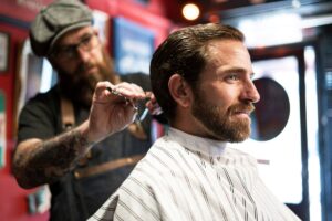 Elias Torres Revela 5 Segredos para o Visual de Barbearia em Casa