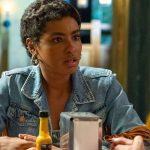 Eduarda (Gabz) Peita Casal em “Coração Acelerado” por Romancinho no Expediente!