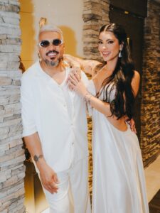 Belo Arrasa no Romantismo e Surpreende Rayane em Aniversário de Namoro em Paraty