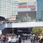 Bruno Mars Brilha em Vegas: Ganha Rua e Lança Turnê ‘The Romantic’!