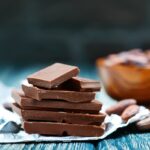 Boa Notícia de Páscoa: Chocolate Amargo é Aliado do seu Intestino