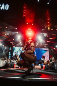 Anitta Confirma Turnê de ‘EQUILIBRIVM’ para a Alegria dos Fãs