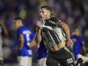 Fluminense de Olho em Hulk, Mas Espera Definição no Atlético-MG