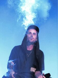 Palco de Justin Bieber no Coachella Causa Estranheza e Gera Chuva de Críticas