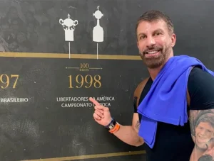 Pedrinho (Vasco) Acusa Presidente do Fla e Dono do Botafogo em Debate da Liga