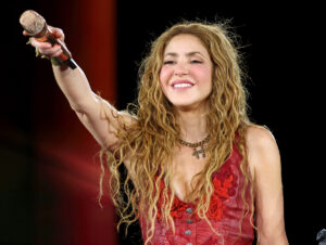 Shakira Empodera Fãs: Votação Aberta para Setlist e Convidado em Show de Copacabana